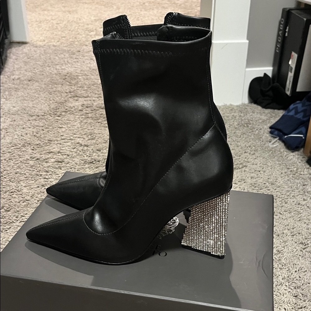 Leather Black Boots with Silver Block Heel 7b